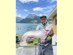 Regenbogenforelle 59 cm
gefangen am: 28.06.2026